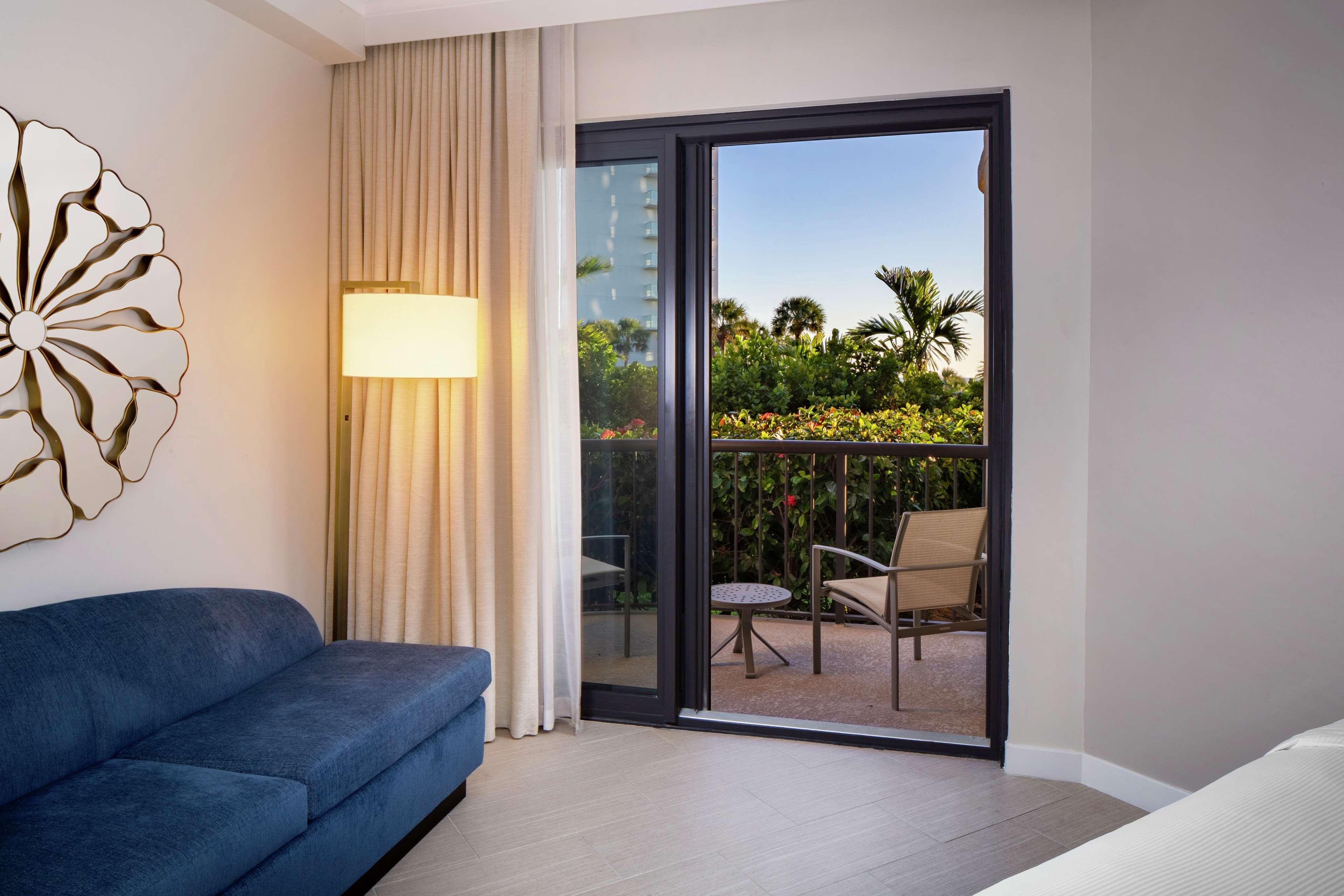 Hilton Marco Island Beach Resort And Spa Dış mekan fotoğraf