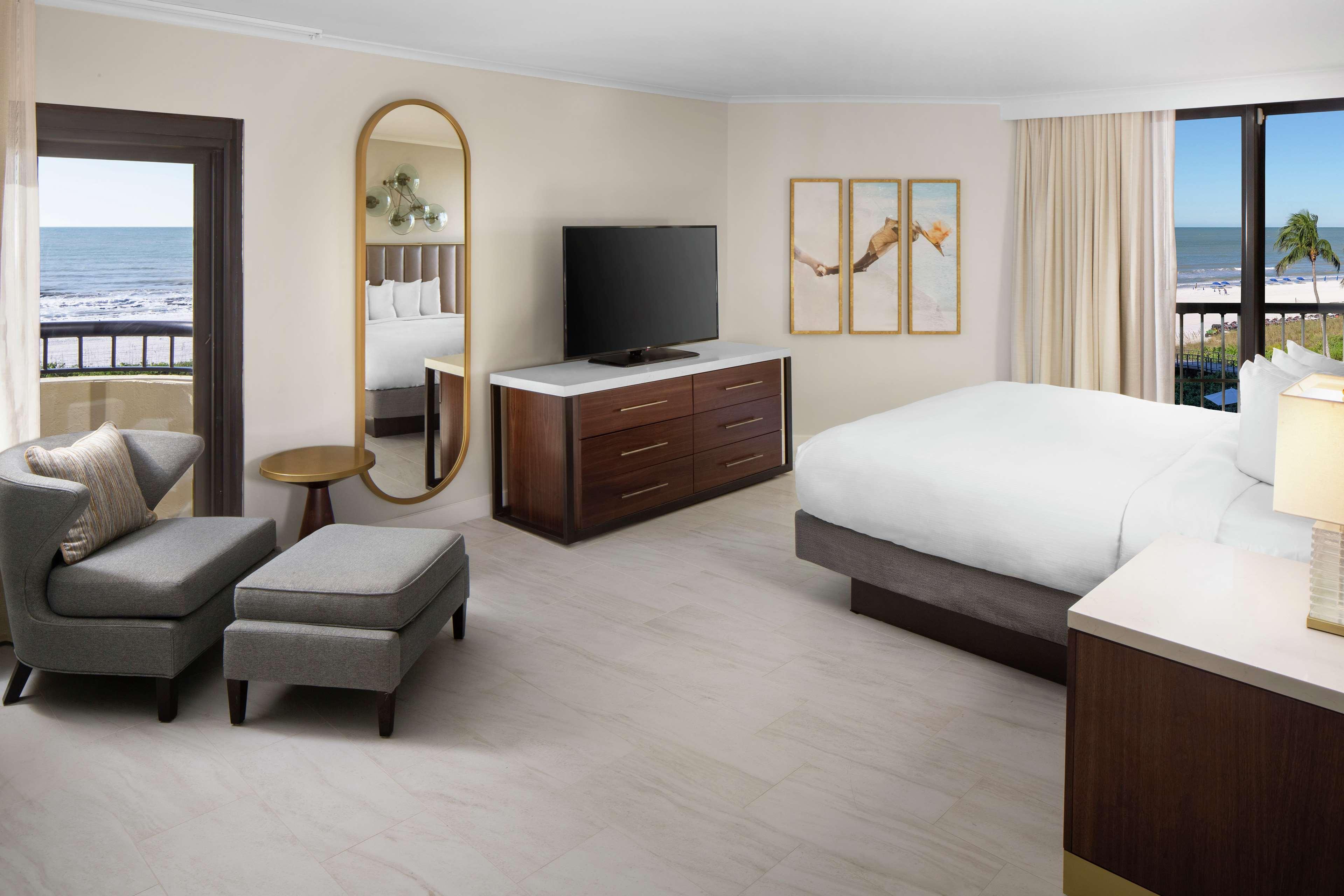 Hilton Marco Island Beach Resort And Spa Dış mekan fotoğraf