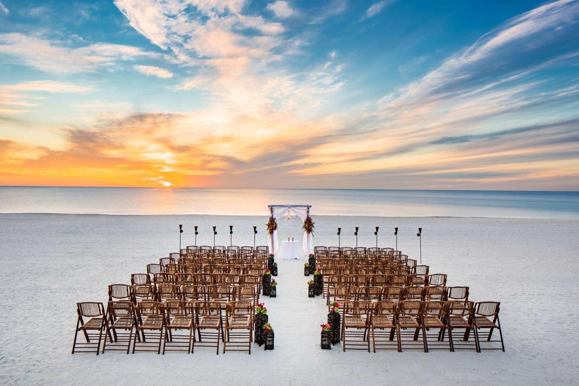 Hilton Marco Island Beach Resort And Spa Dış mekan fotoğraf