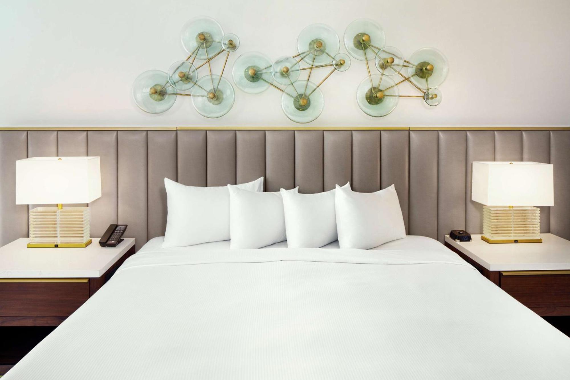 Hilton Marco Island Beach Resort And Spa Dış mekan fotoğraf